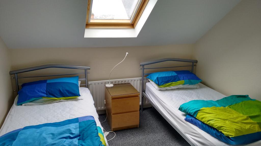 Fairman House Backpackers Bed & Breakfast Londonderry Oda fotoğraf