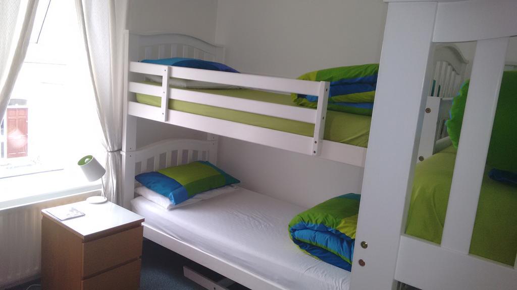 Fairman House Backpackers Bed & Breakfast Londonderry Oda fotoğraf