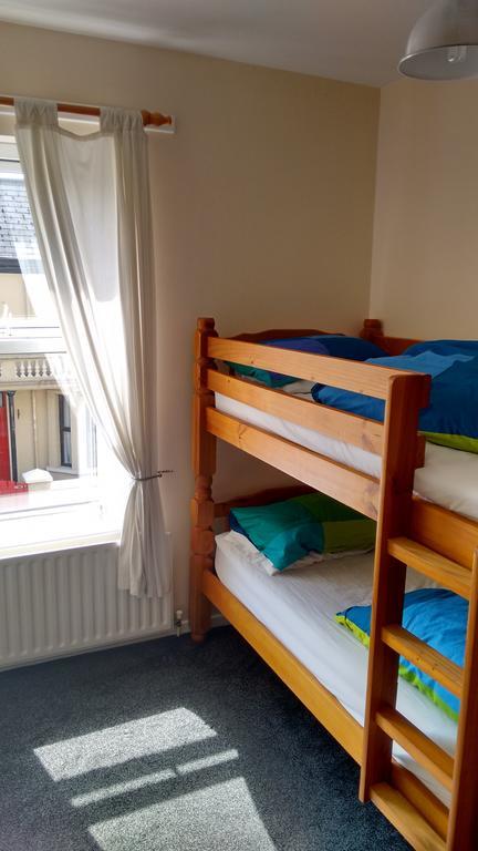 Fairman House Backpackers Bed & Breakfast Londonderry Oda fotoğraf