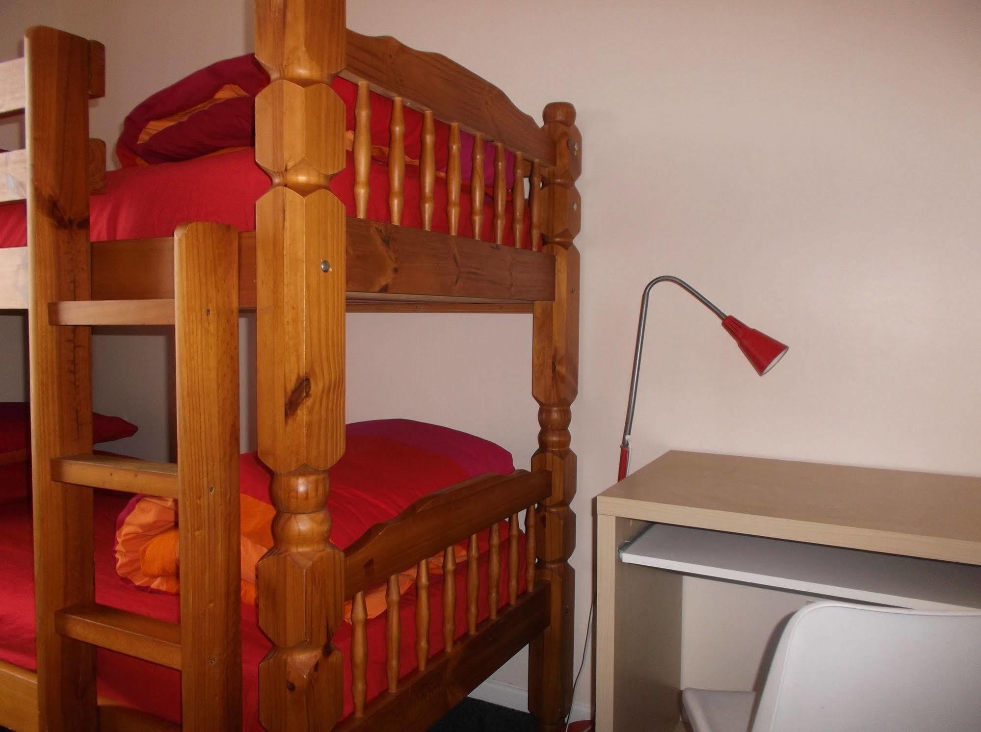 Fairman House Backpackers Bed & Breakfast Londonderry Dış mekan fotoğraf